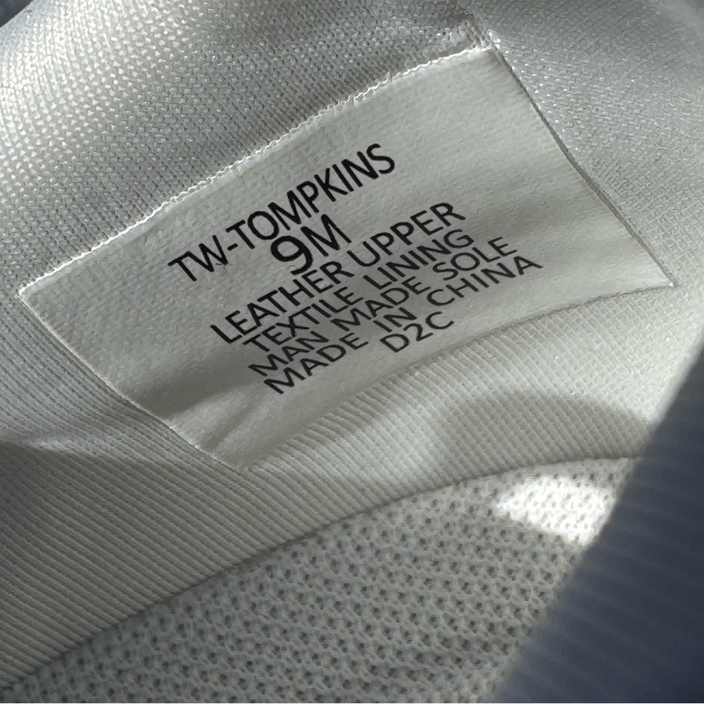Le Tigre Women’s Tompkins 1977 White Leather Court Sneaker Athleisure Comfort - Picture 15 of 16